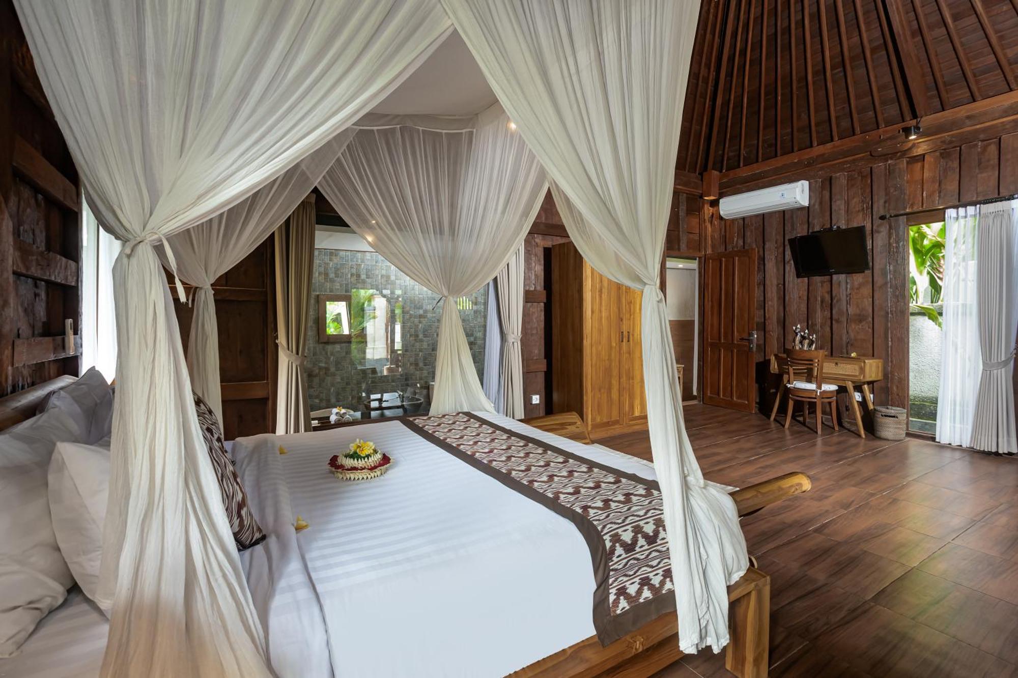 The Sakara By Pramana *