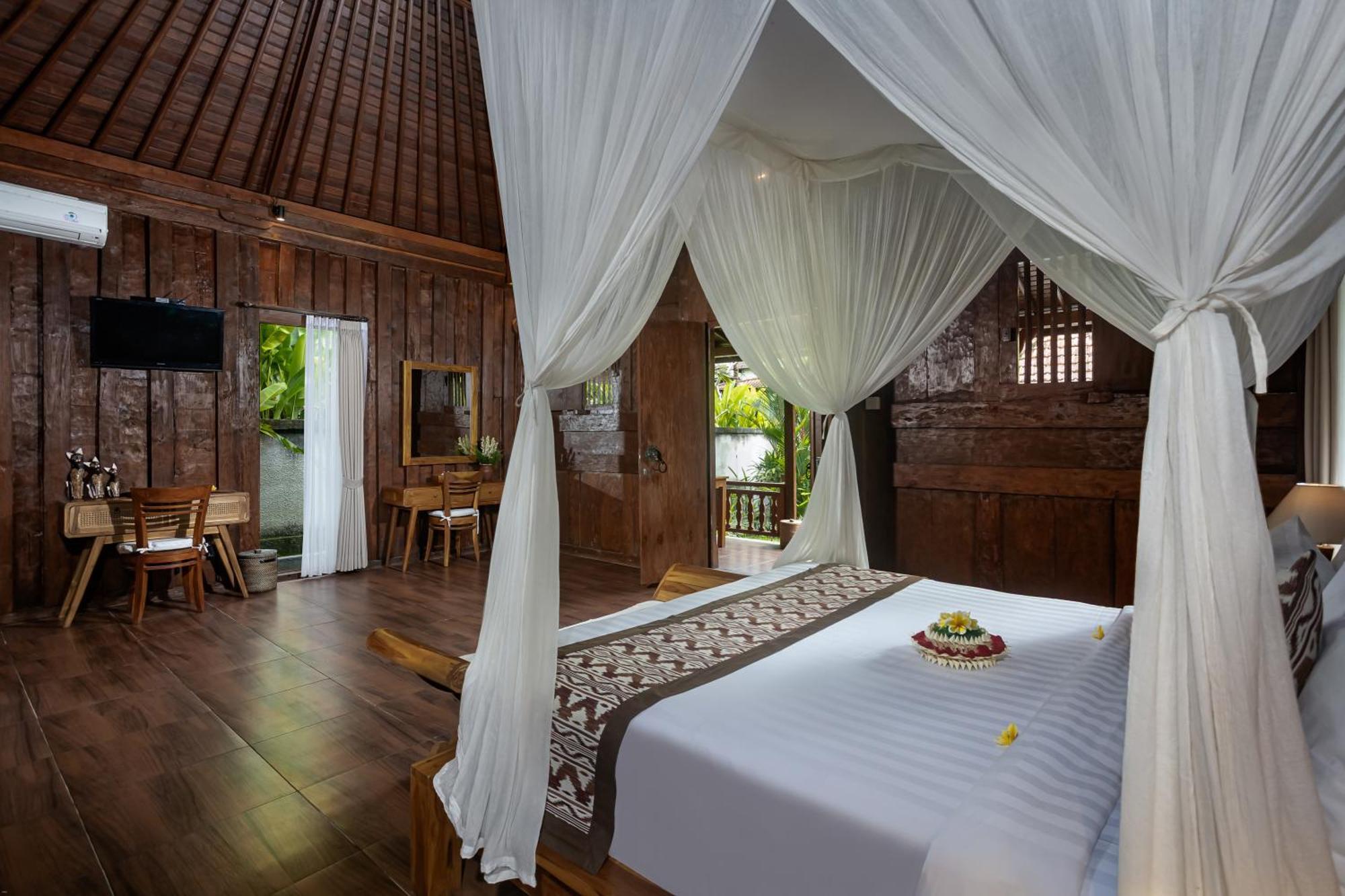 The Sakara By Pramana *