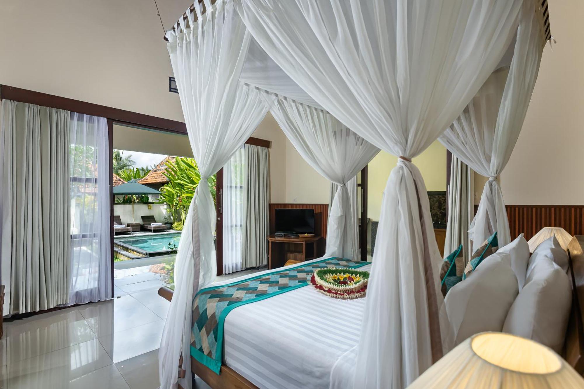 Villa The Sakara By Pramana
